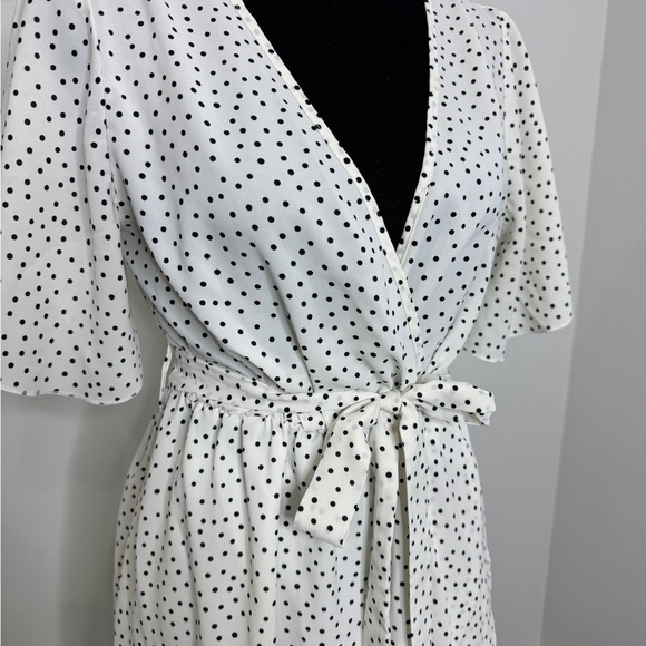 Hyfve Polka Dot Belted Flowy V-Neck Dress (S) - Picture 3 of 7